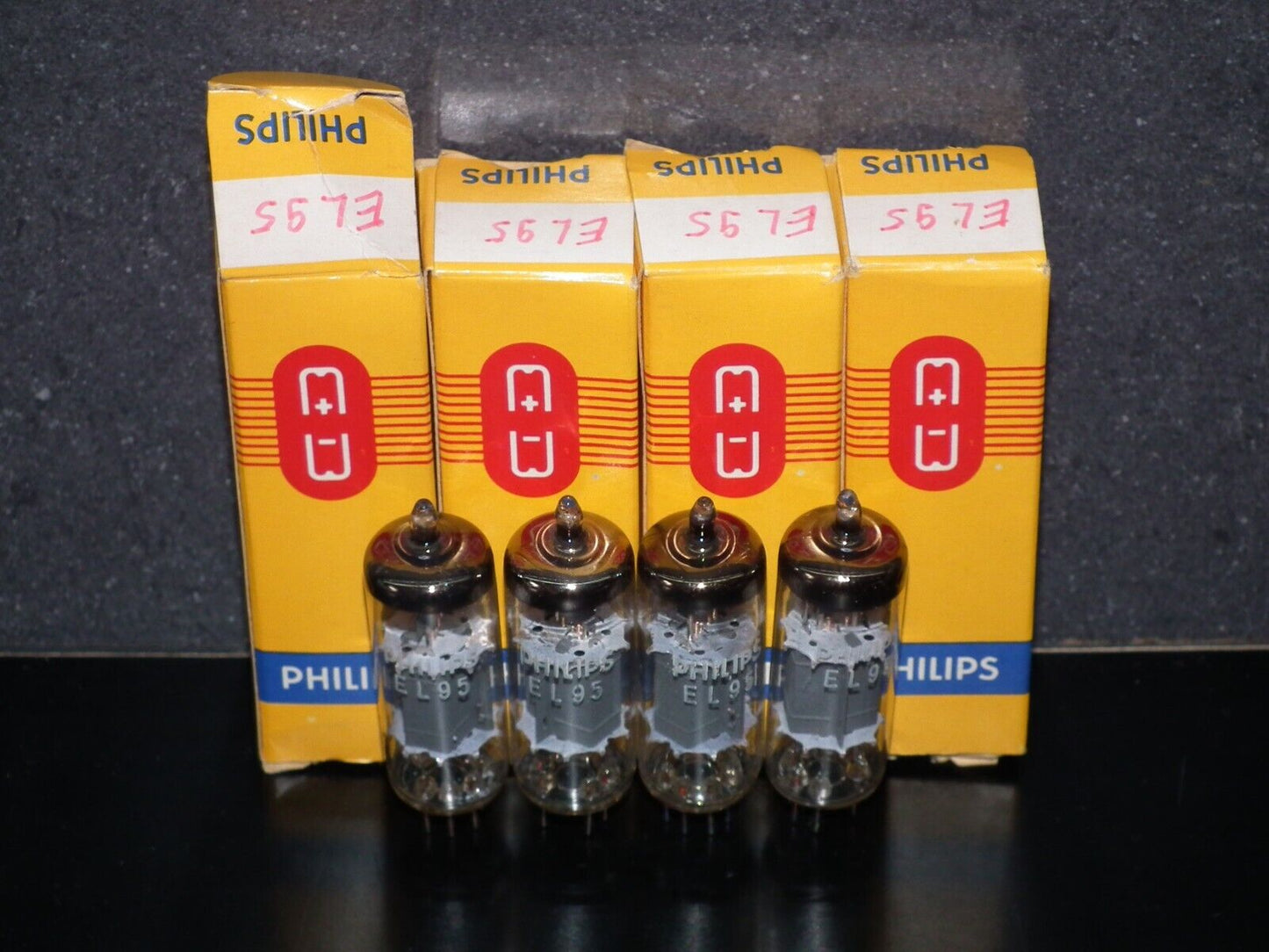 Platinum matched quad (4 tubes) EL95 6DL5 Valvo Hamburg rebranded Philips NOS
