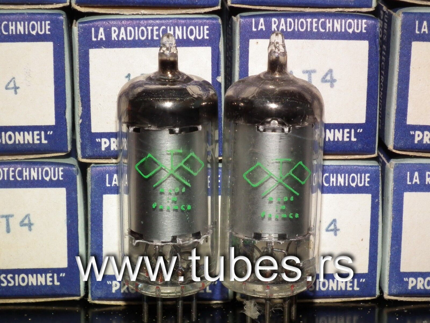 1T4 DF91 RTC NOS NIB rare old inclined square getter 1T4