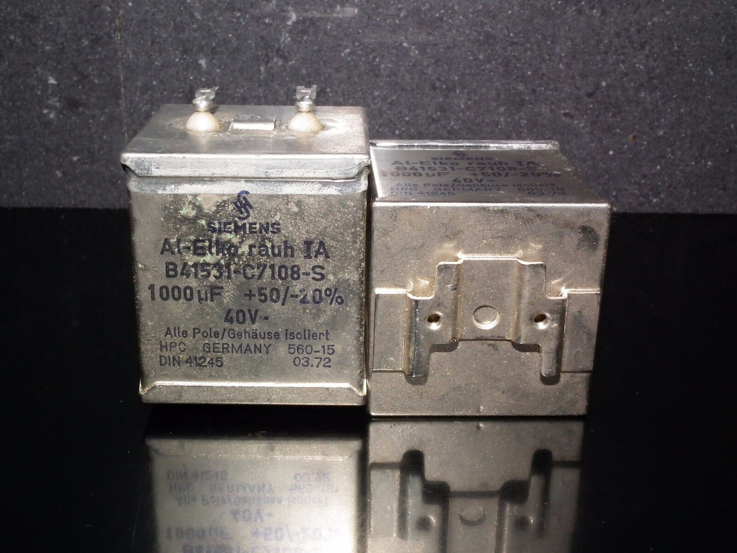 Two vintage Siemens Elko rauh capacitors 1000uF 40V NOS 1972 hi-end tube audio