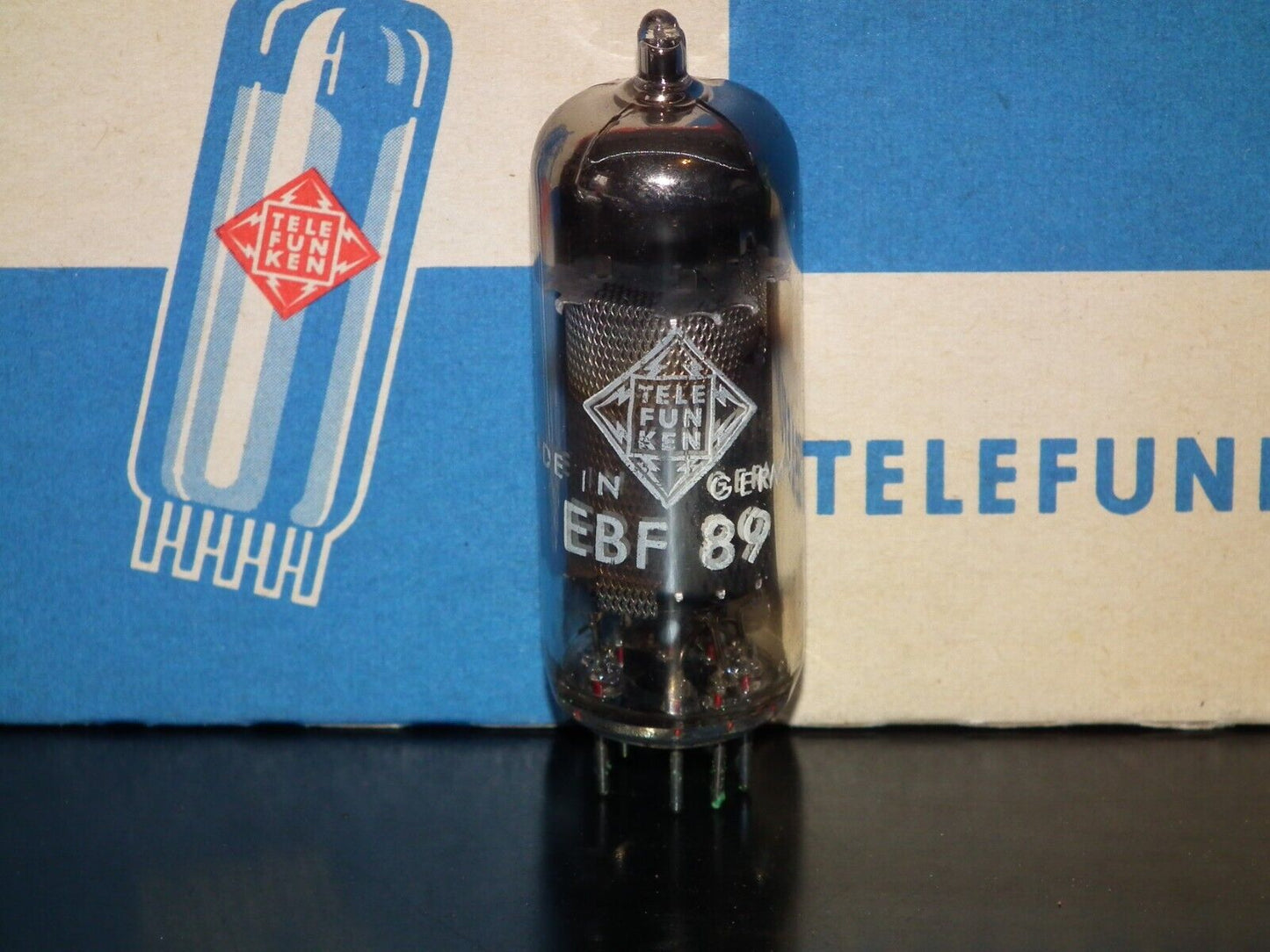EBF89 Telefunken 6DC8 NOS NIB