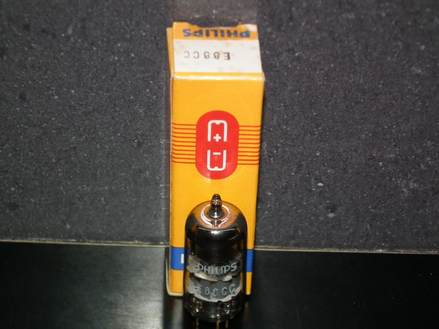 E88CC Philips 6922 USED Tested 70% of NOS Dual Stage Getter, Gold pins