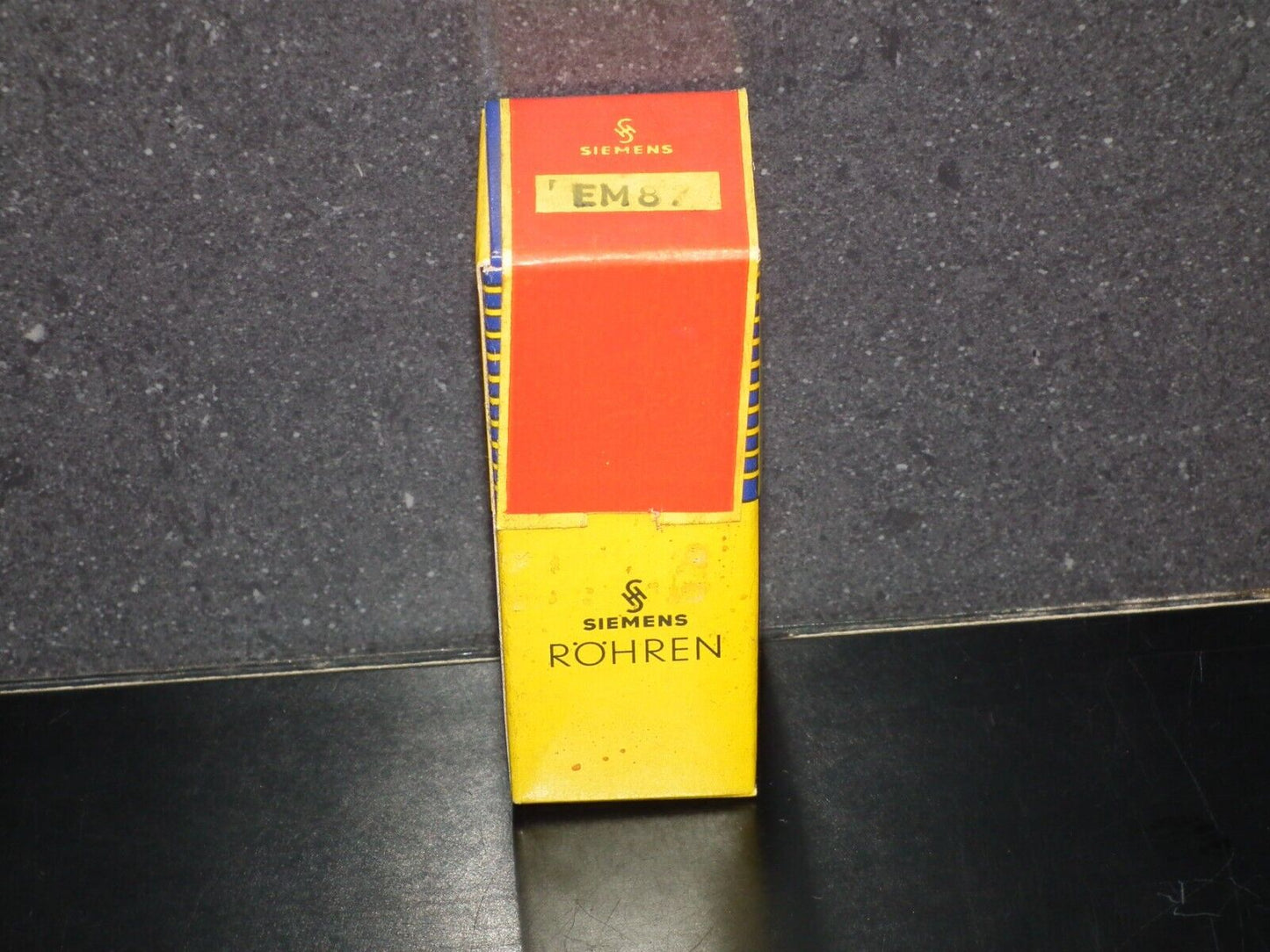 EM87 Siemens Germany tuning eye tube Indicator NOS NIB Never Opened Box