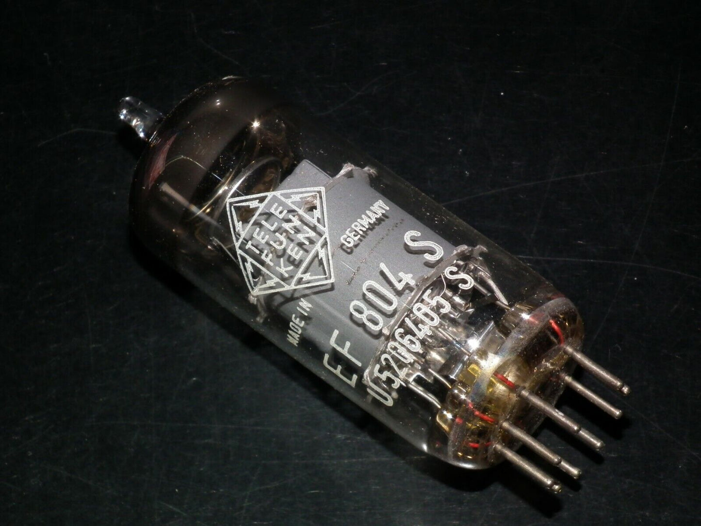 EF804S Telefunken NOS NIB Low Noise Diamond Bottom Old Type B&W Box