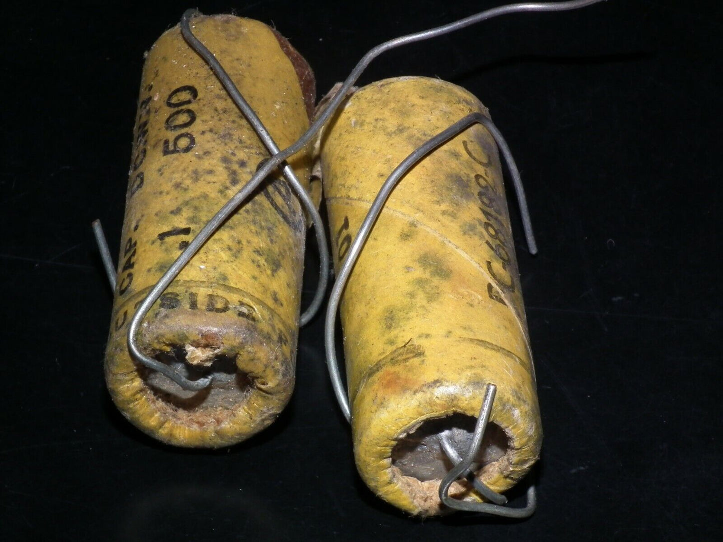 Two vintage Aerovox capacitors 0.1uF 500V NOS Guitar Amp MICAMOLD WAX PAPER