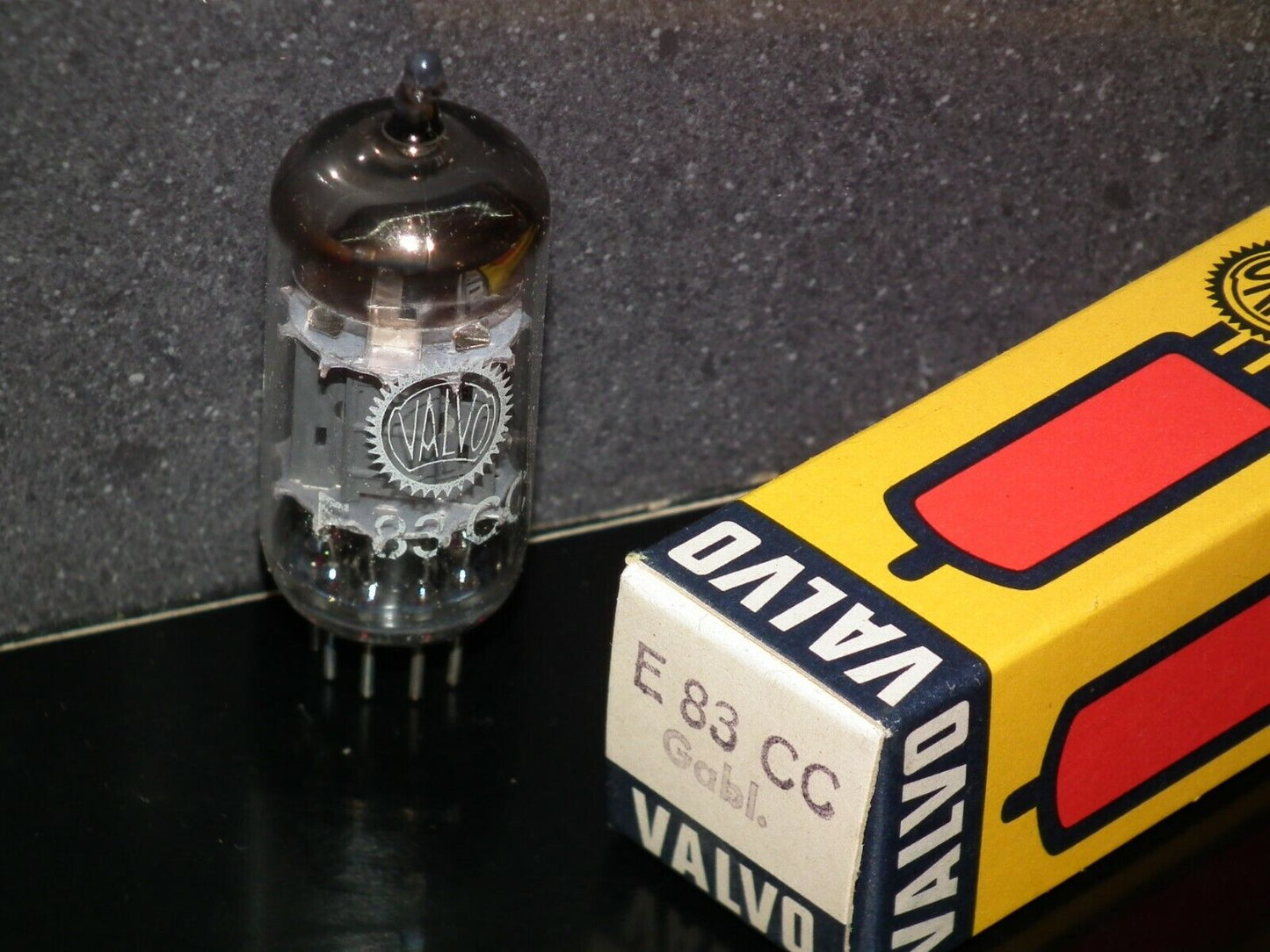 E83CC Valvo triple mica Siemens&Halske NOS NIB low noise, ECC83 sub