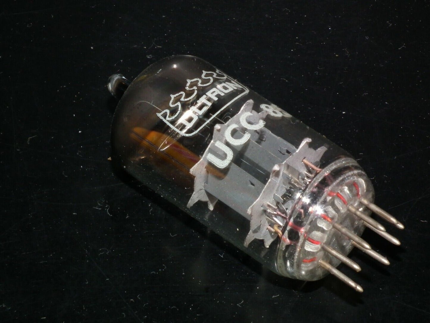 UCC85 ULTRON NOS NIB tested, old type, early 70s