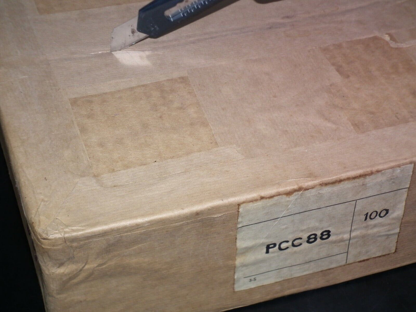 100pcs PCC88 Tungsram 7DJ8 in factory sealed box NOS Made in 1971