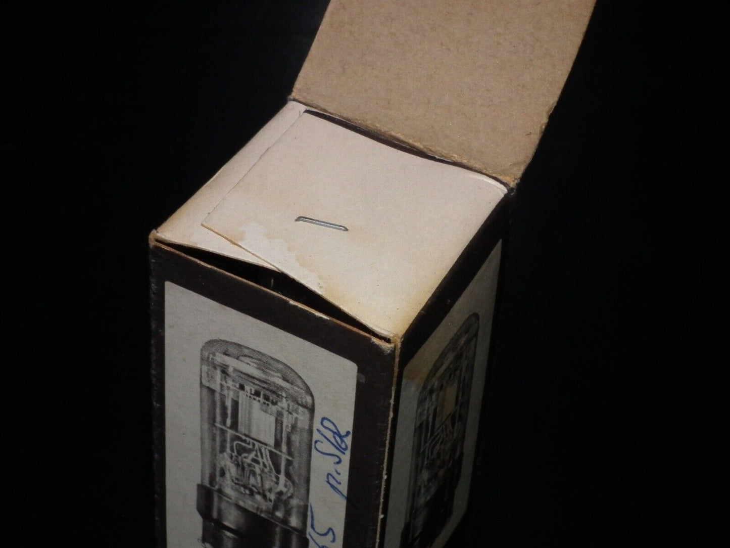 E55L Mullard 8233 NOS NIB Gold Pins Black Anode - Carbonized Nickel