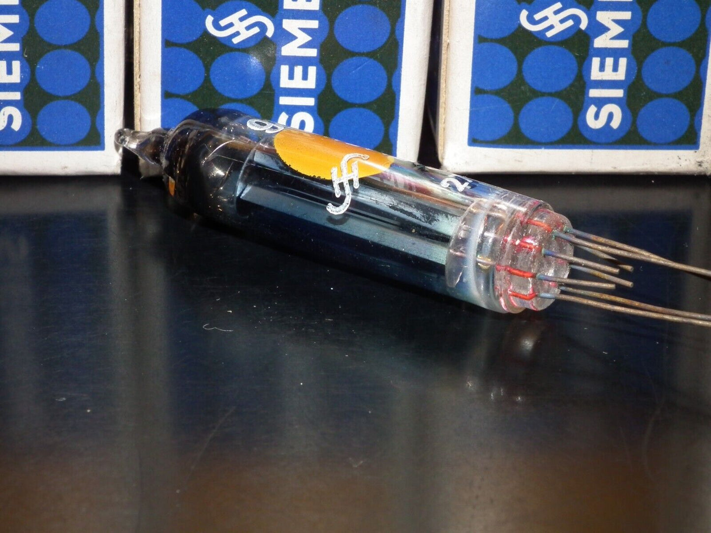 One (1 pcs) Siemens DM70 NOS NIB Tube Tuning Indicator Magic Eye DM 70