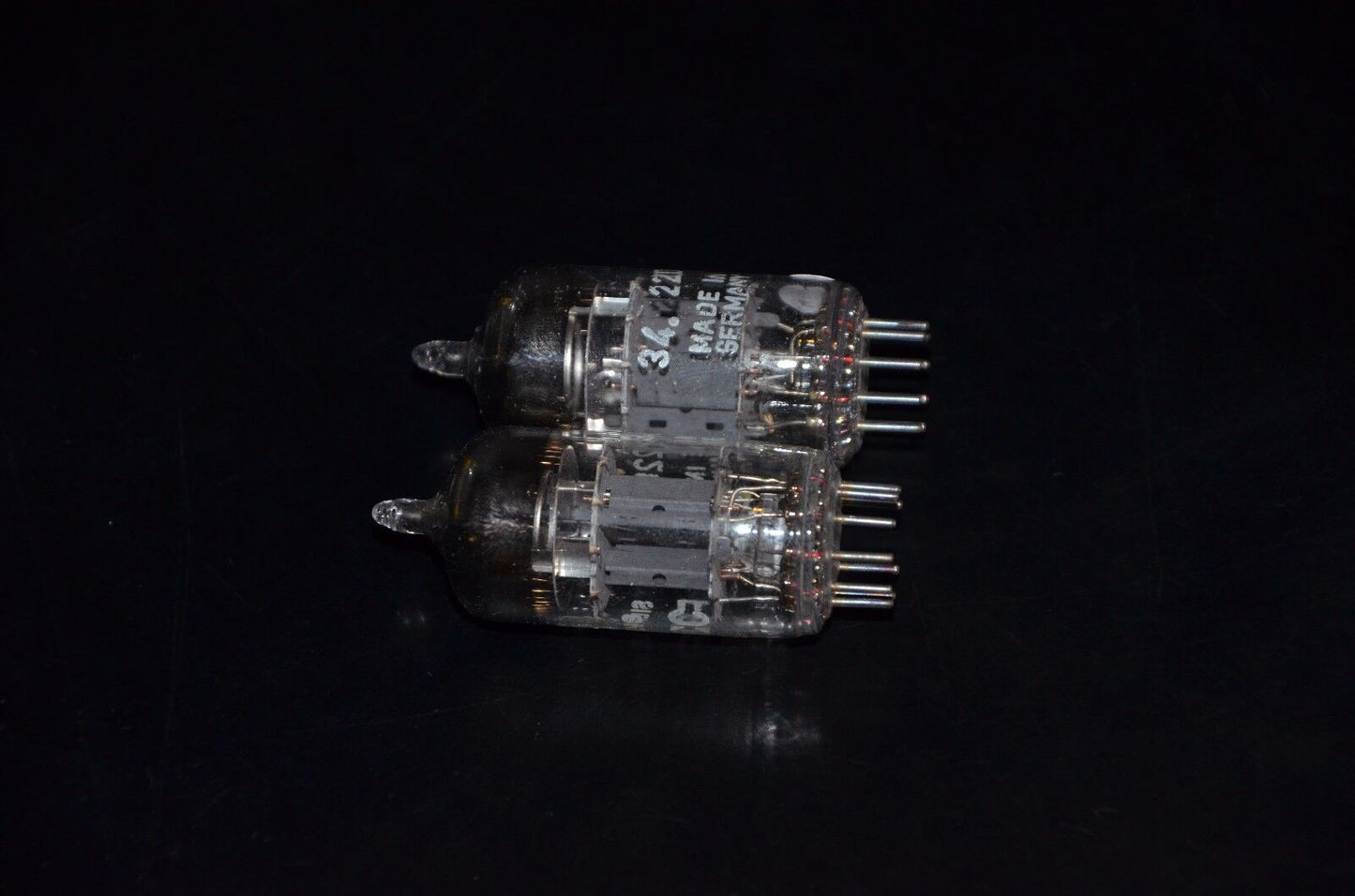 Siemens & Halske E81CC ECC801S 6201 ECC81 Matched pair triple mica West Germany