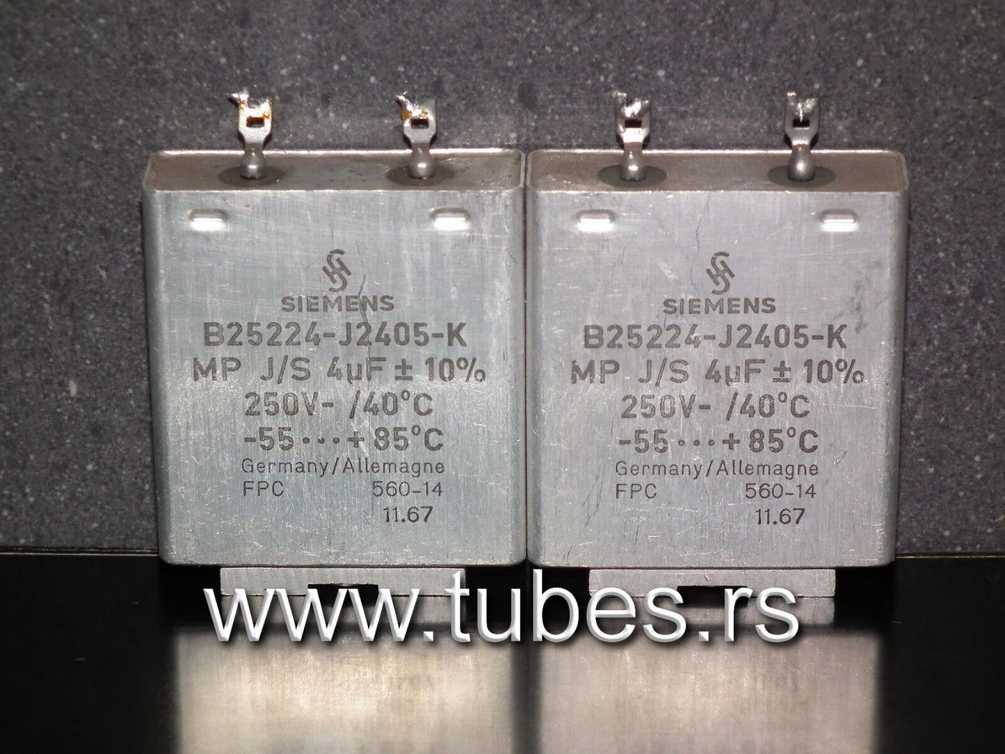 Two vintage Siemens PIO capacitors 4.0 uF / 250V Klangfilm tube audio