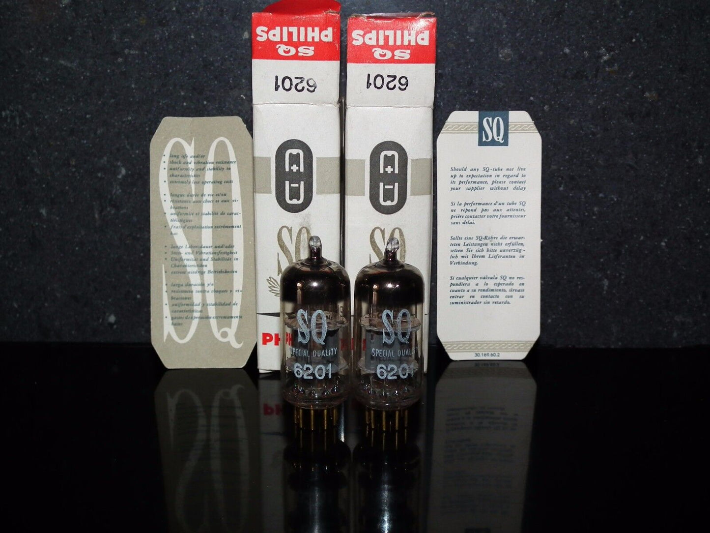 Philips 6201 ECC81 12AT7 E81CC NOS matched pair Made by Valvo 1962 Gold Pins