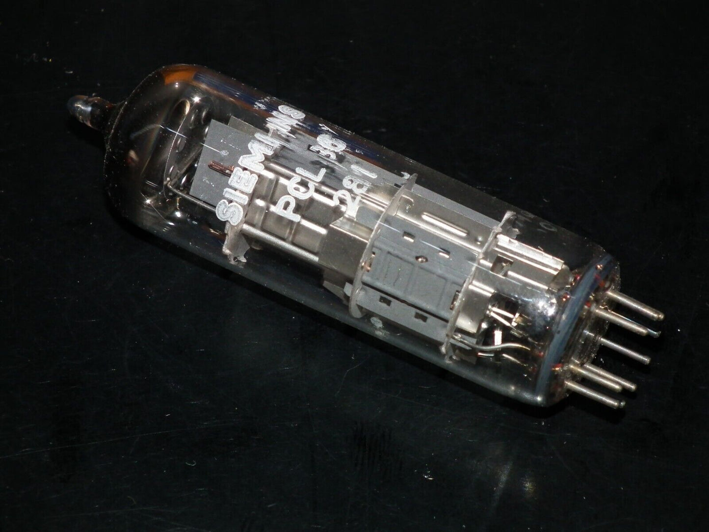 One (1 tube) PCL86 Siemens 14GW8 NOS NIB
