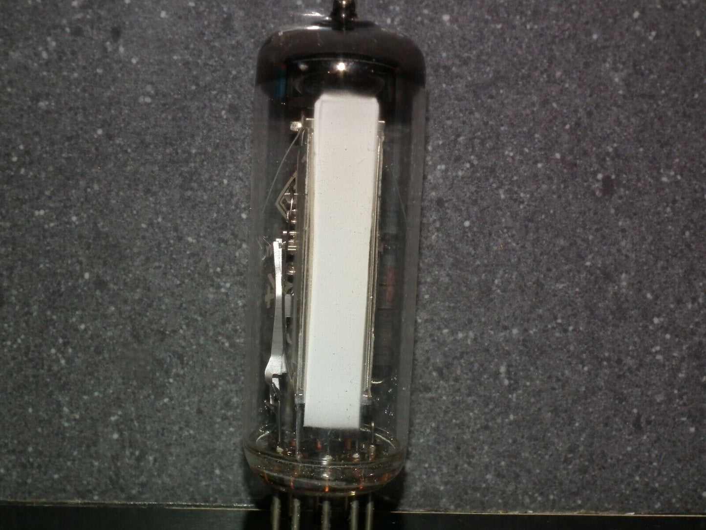 PM84 Telefunken NOS NIB Magic Eye Tuning Eye Old European Tube Radio Receivers