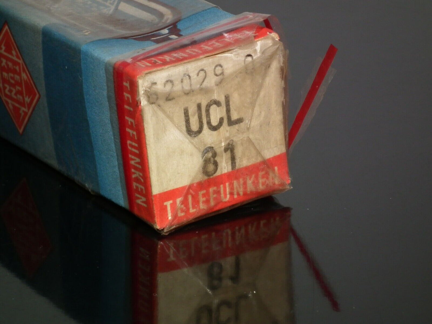UCL81 Telefunken NOS NIB Diamond Bottom