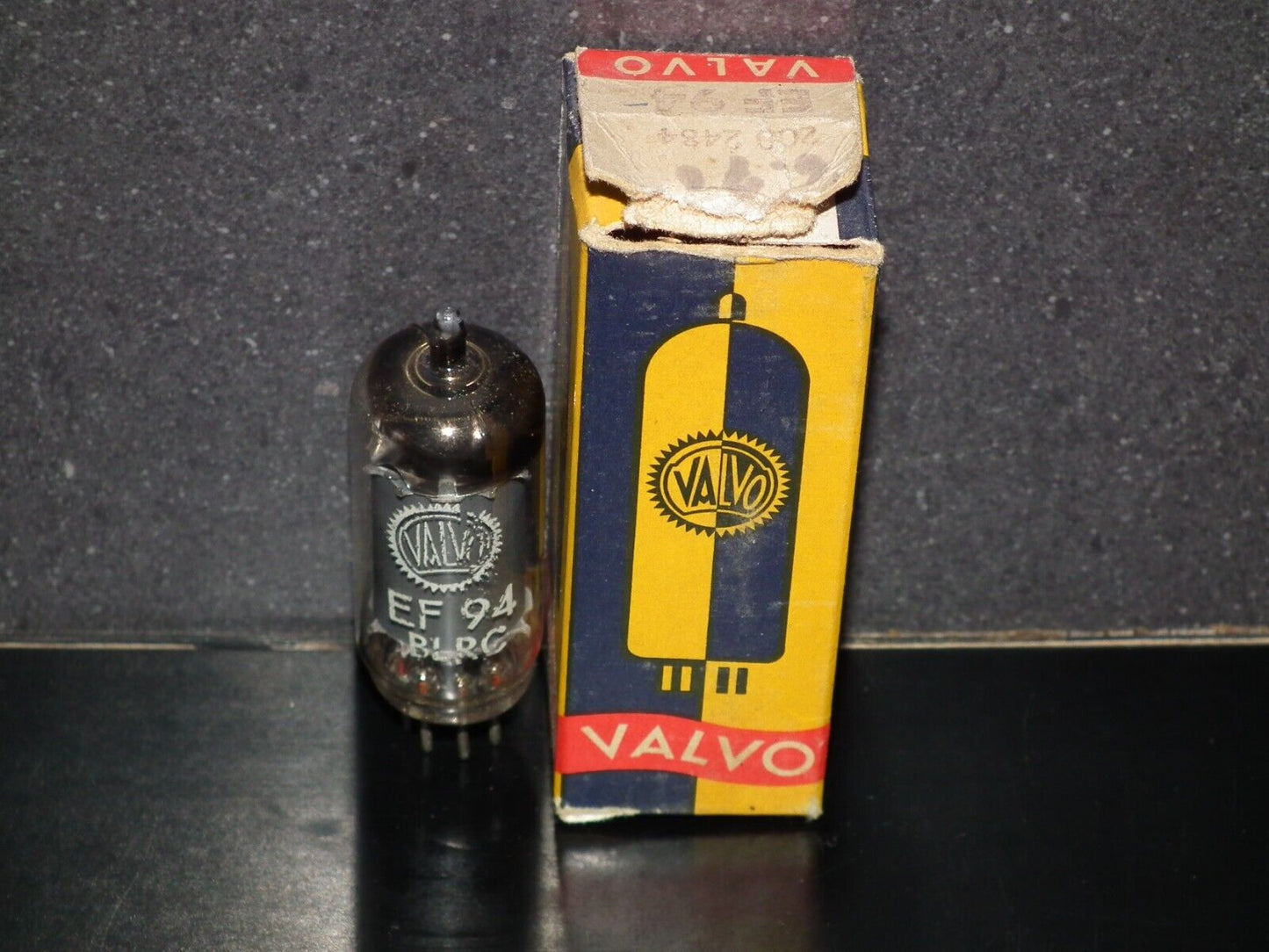 NOS NIB EF94 6AU6 Valvo Microphone Pentode Low Noise Tested