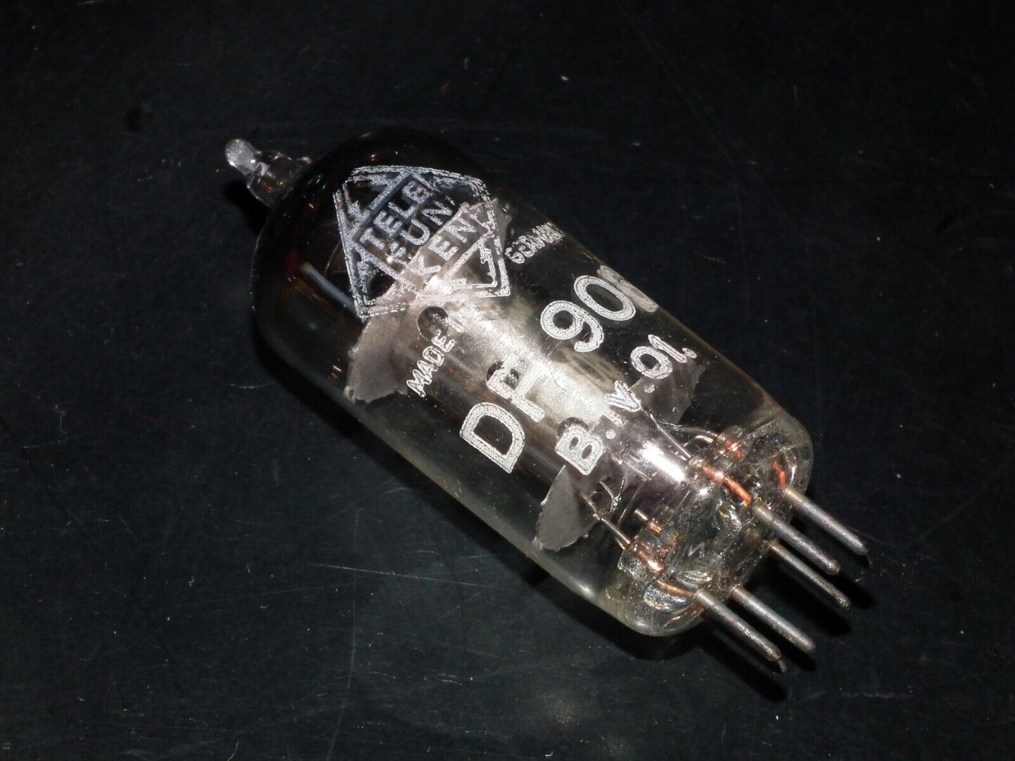 DF906 Telefunken NOS Not diamond bottom