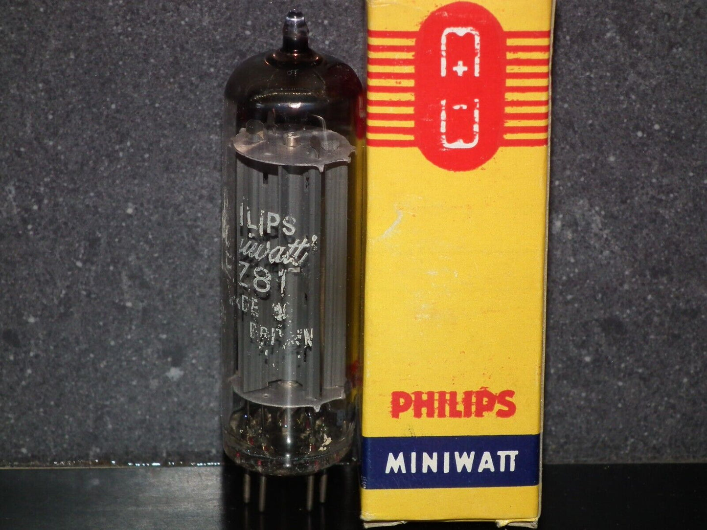 EZ81 Mullard 6CA4 NOS NIB Rebranded Philips Miniwatt Blackburn UK