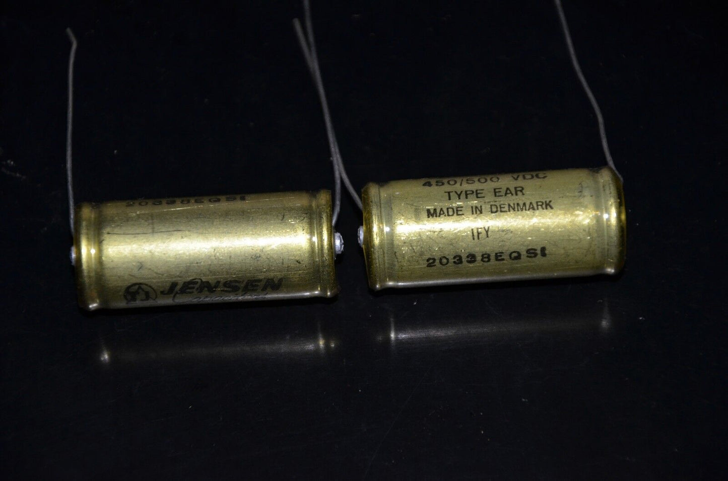 One vintage NOS Jensen electrolytic capacitors 22uF 450/500V Made in Denmark 70s