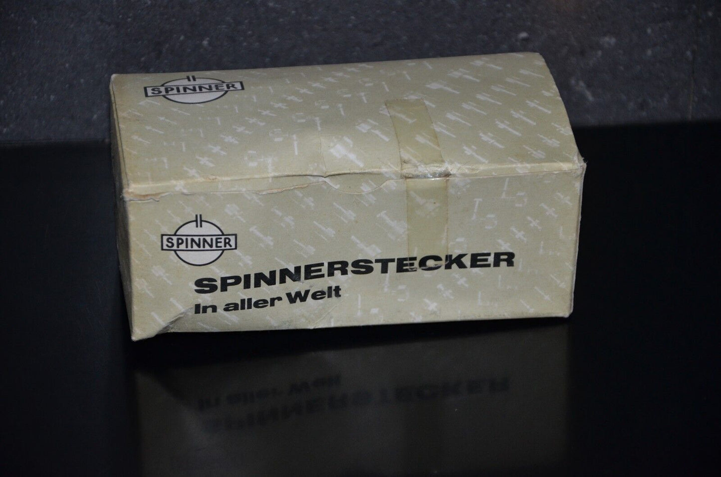 One NOS Spinner 7/16" DIN Female Silver plated coax connector made in W.Germany