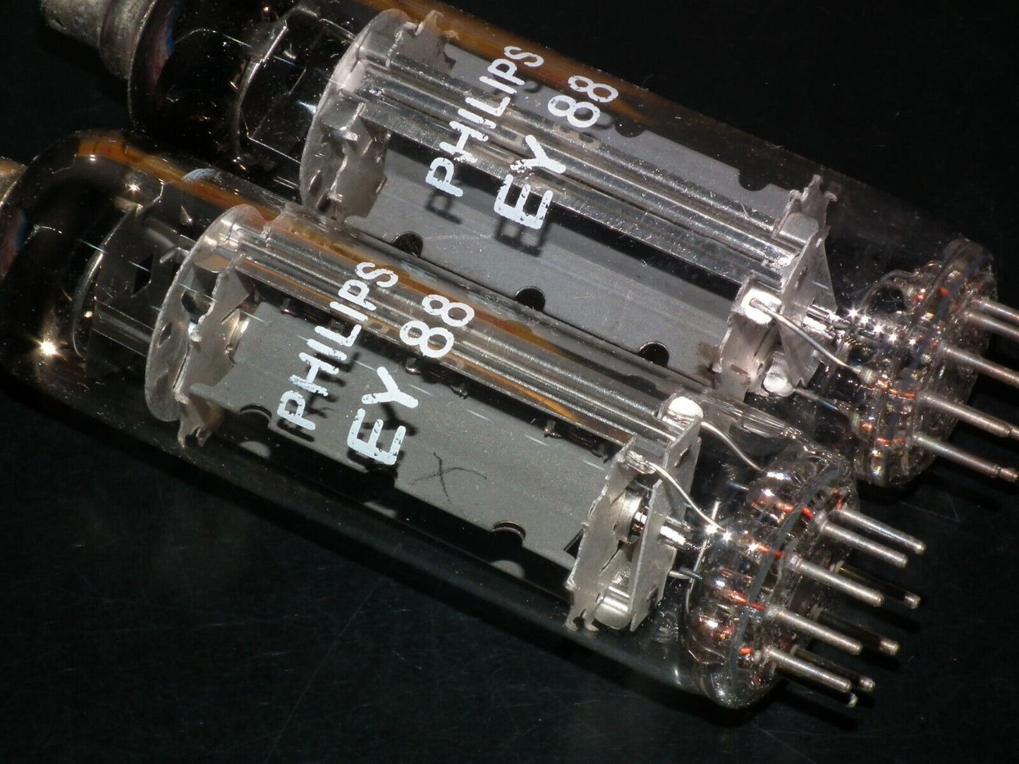 EY88 Philips 6AL3 dumper booster diode NOS NIB Tube Rectifier