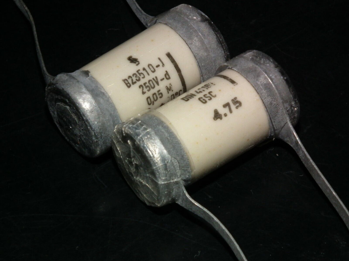 Two vintage Sikatrop Capacitors 0.05mfd 250V Siemens Klangfilm Hi-End 50nF 250V