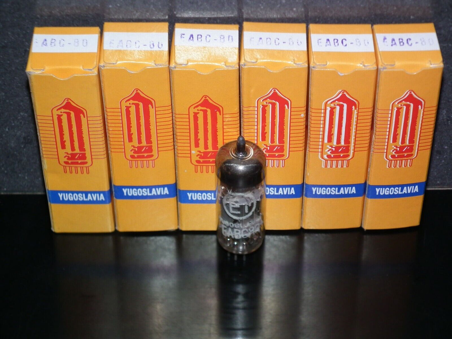 EABC80 EI PHILIPS NOS NIB 6T8 6AK8 triple diode - triode European radios 60s 70s