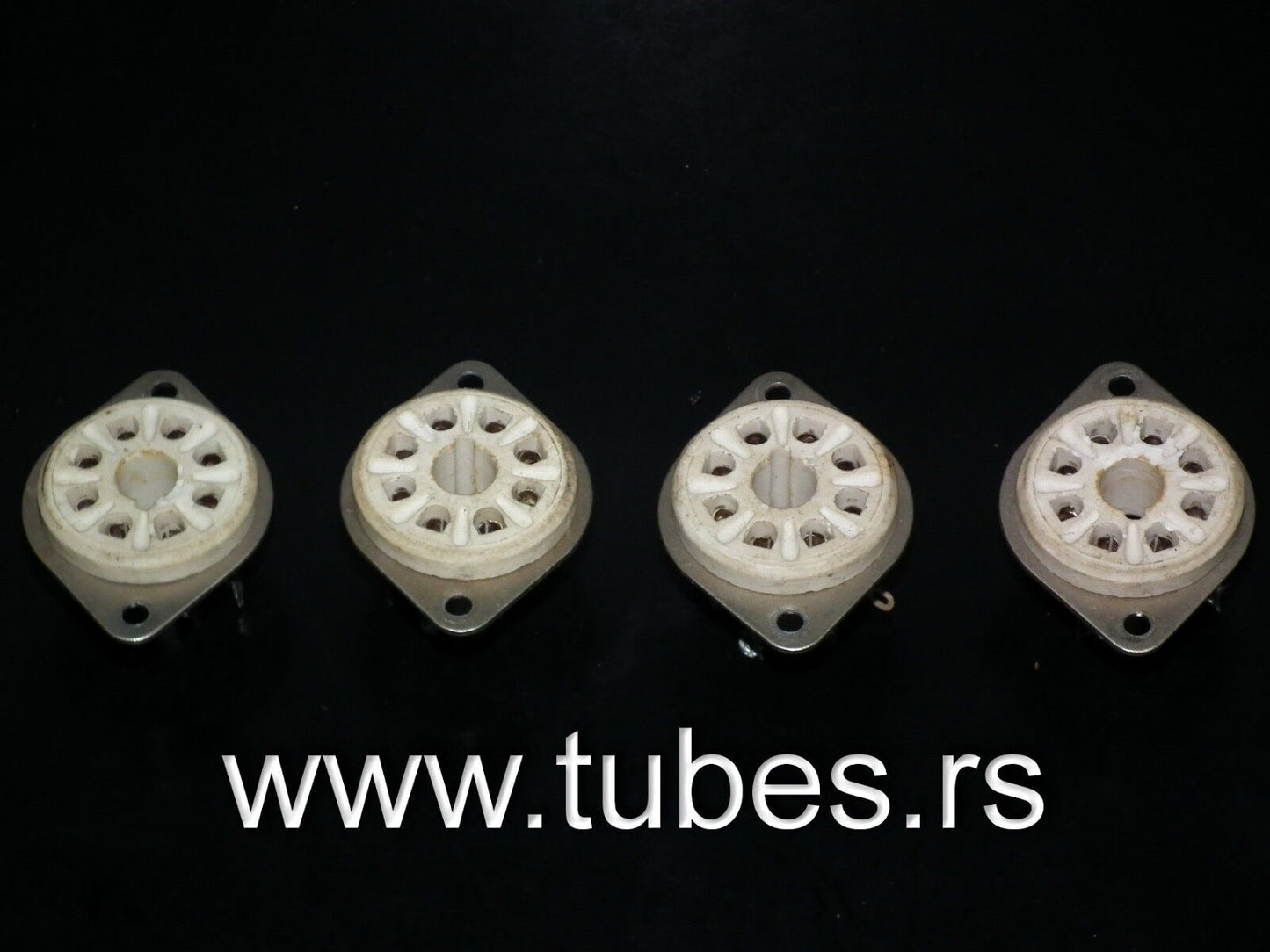 One VINTAGE K8A Octal Vacuum Tube Ceramic Socket Hi Quality EL34 GZ34 6SN7