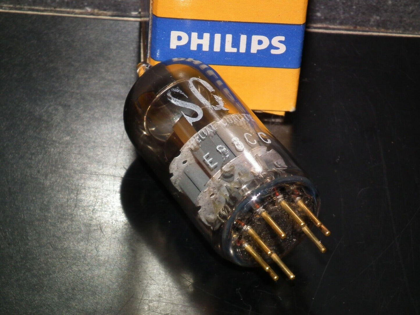 E88CC Philips 6922 USED Tested 70% of NOS Dual Stage Getter, Gold pins