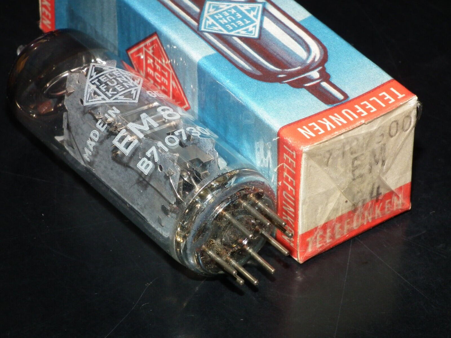 EM84 Telefunken NOS NIB Magic Eye Tuning Eye Old European Tube Radio Receiver