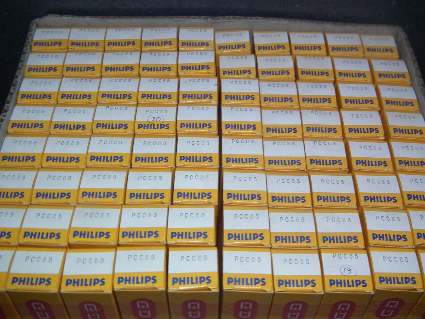 PCC88 Philips 7DJ8 Platinum Matched Pair Dual Stage Getter early 60s