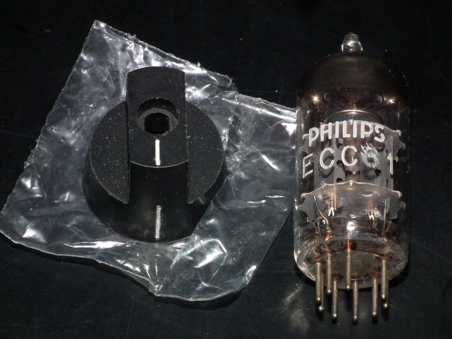 NOS BLACK KNOB Compatible GRC-9 RT-77 PRC-25 PRC-27 RT-524 R-442 RT-246 PRC-660
