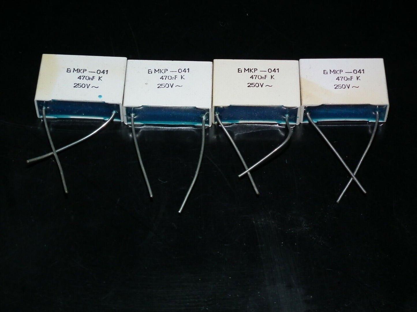 Four vintage EI capacitors 0.47uF 250VAC MKP Polypropylene 470nF EI Yugoslavia
