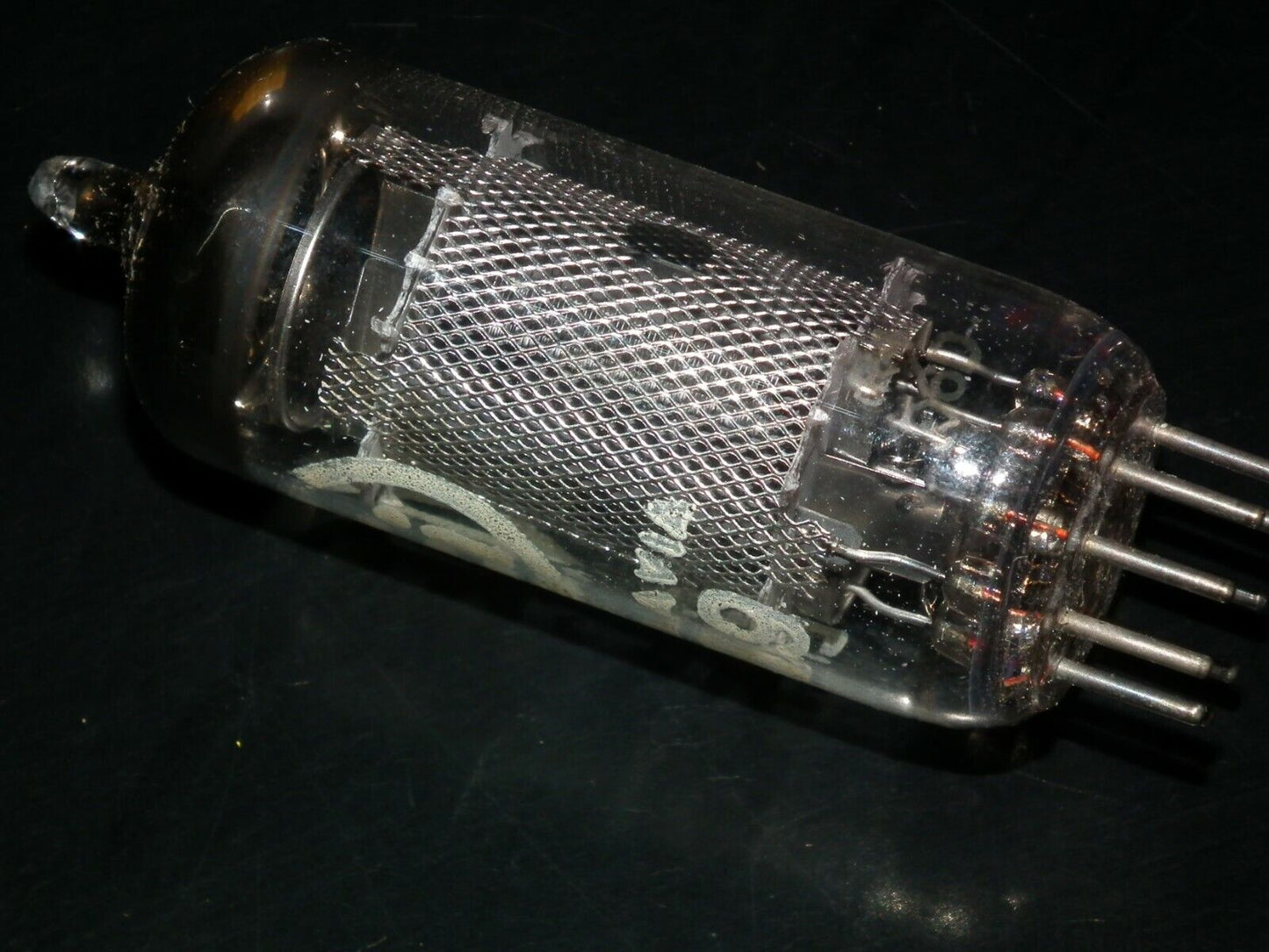 EF89 EI Philips 6DA6 Radio Receiver Tube NOS NIB Old Europe tube radio from 60s