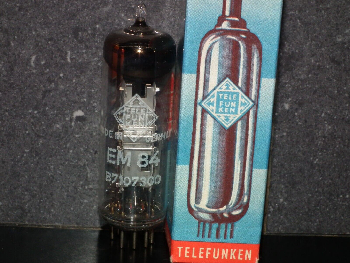 EM84 Telefunken NOS NIB Magic Eye Tuning Eye Old European Tube Radio Receiver