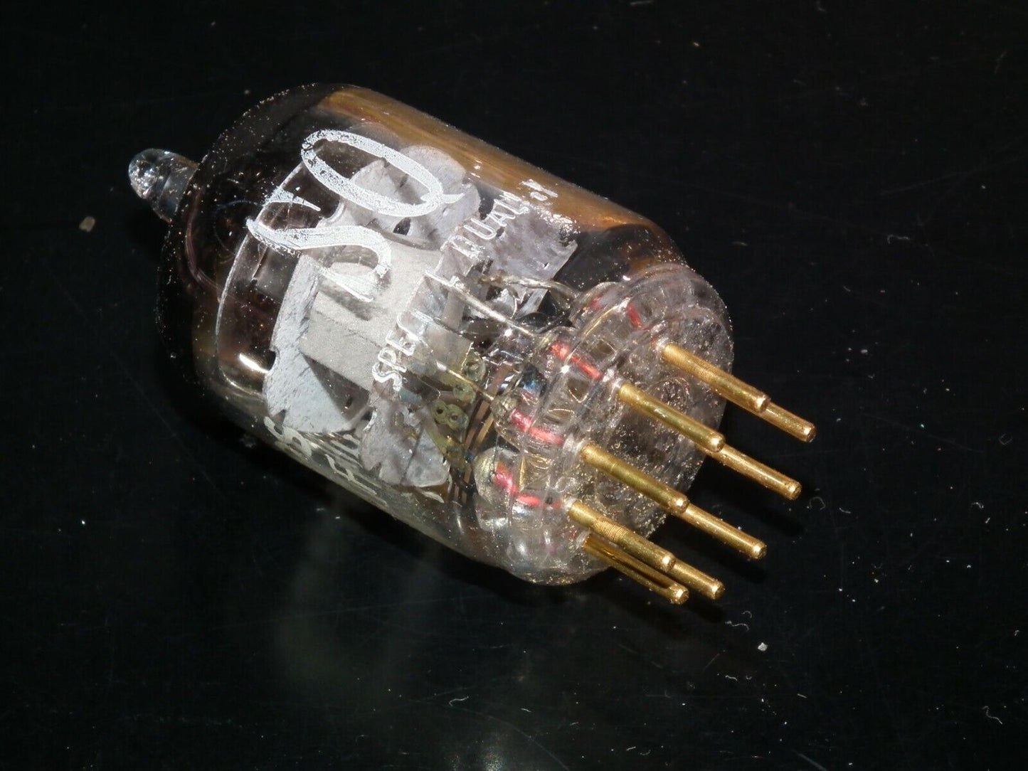 Philips E180F 6688 6J9P NOS NIB Gold pin Heerlen Tube plant, made back in 60s