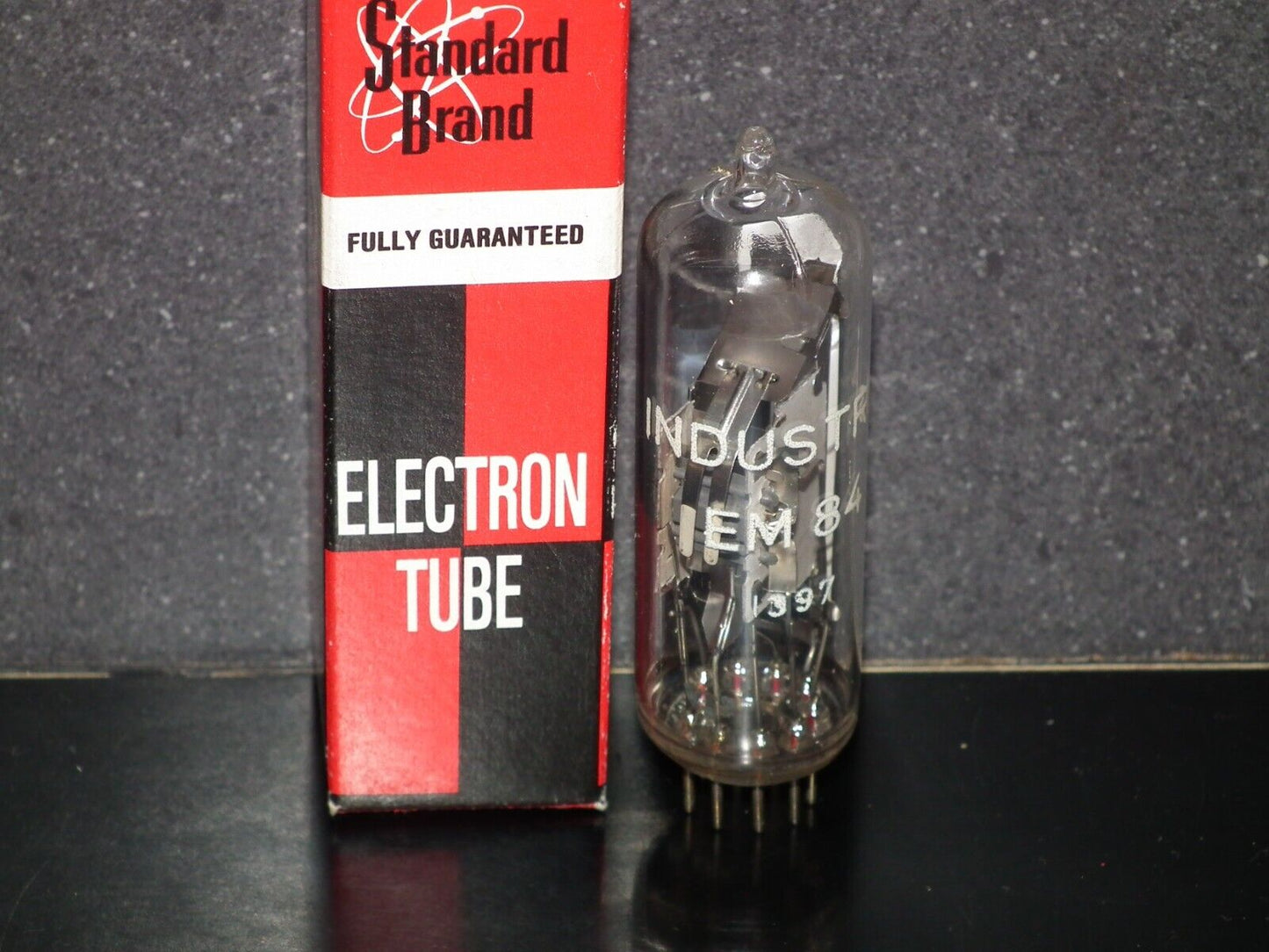 EM84 RSD Germany tuning eye tube Indicator NOS NIB