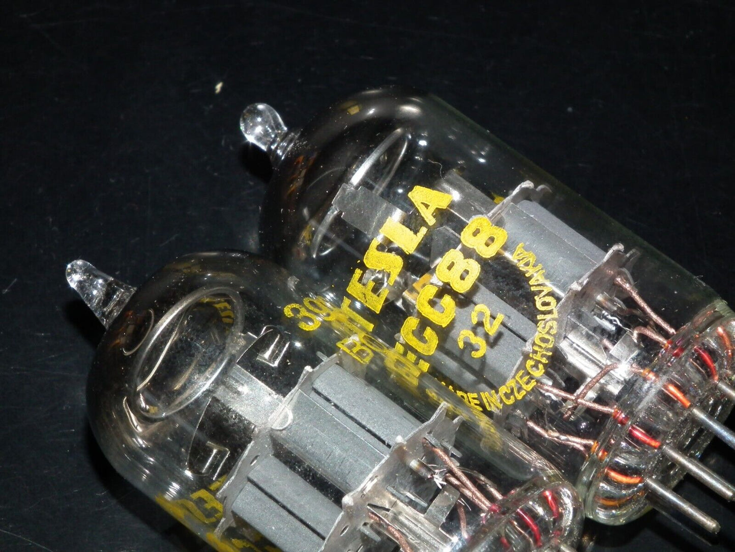 ECC88 Tesla 6DJ8 Czechoslovakia NOS NIB Platinum matched pair Rozhnov plant