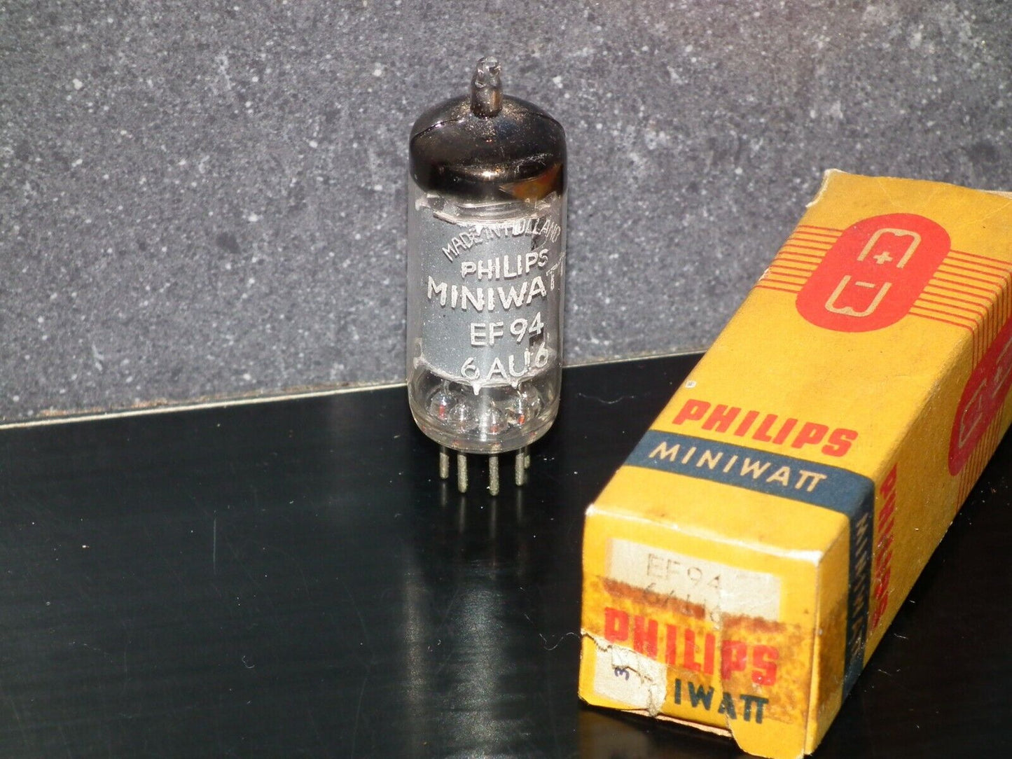 NOS NIB EF94 6AU6 Philips Holland RARE Square Getter 50s Microphone Pentode