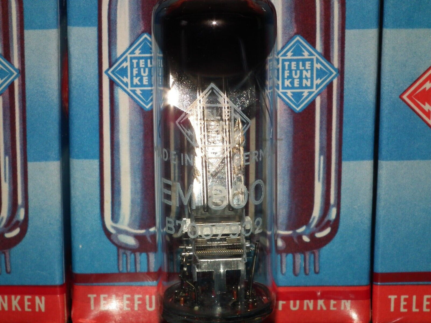 One(1 pcs) Telefunken EM800 NOS NIB Tuning Indicator Tube Magic Eye Diamond BTTM