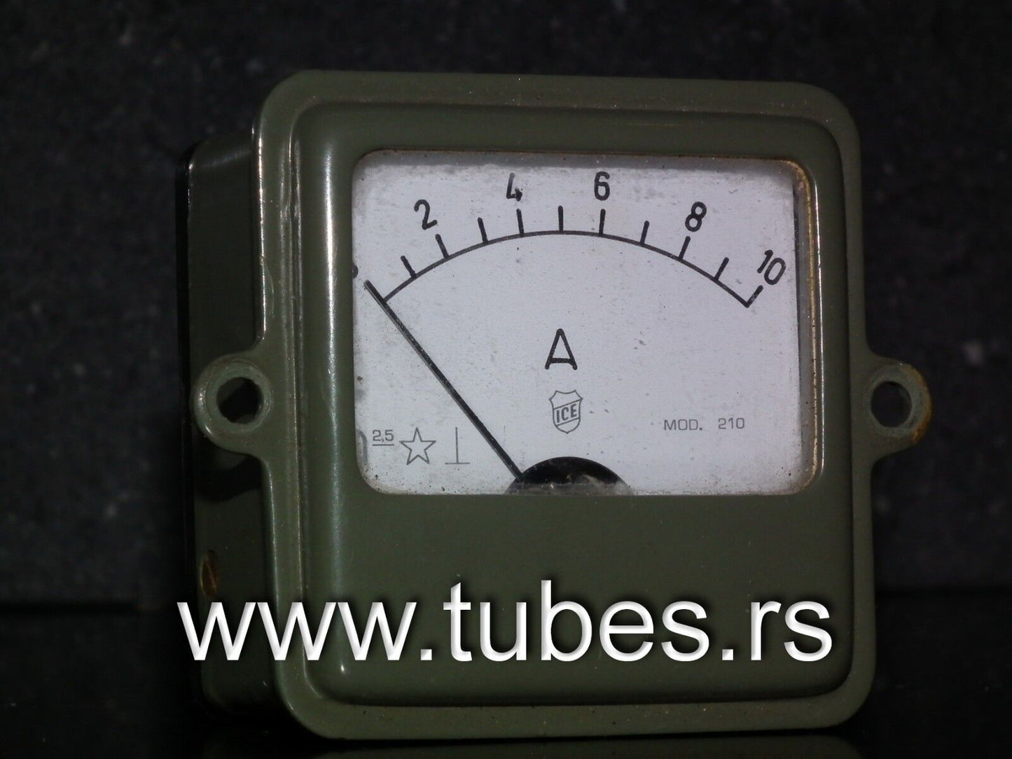 ICE - moving coil ammeter ampere meter indicator 0-10A - panel mount - Mod. 210
