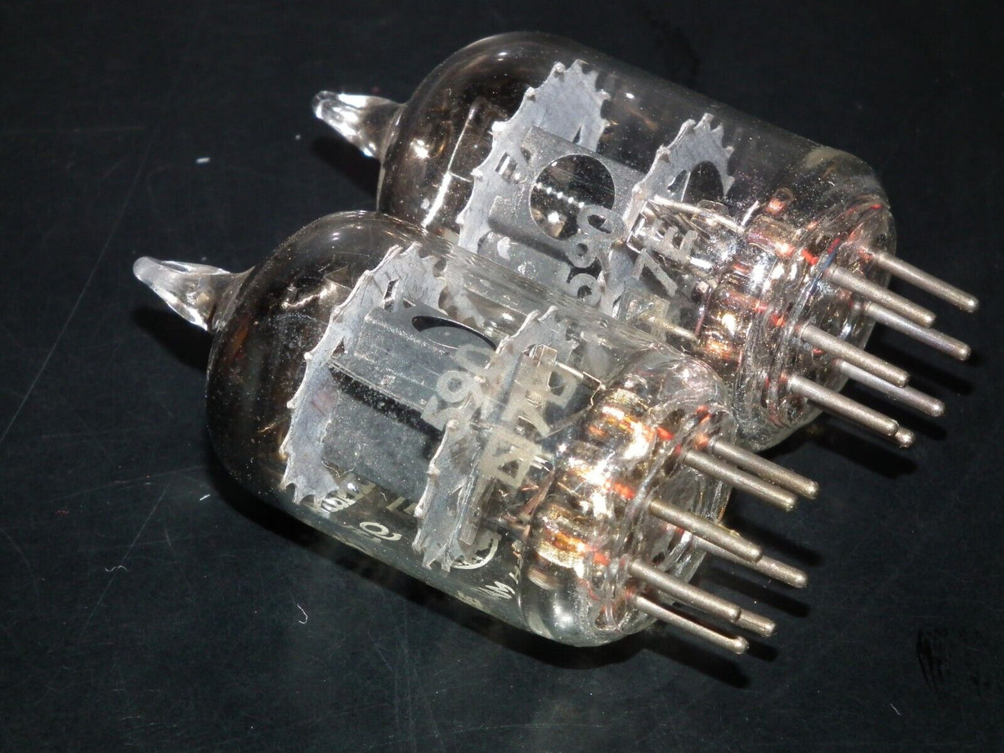 Matched Pair EF95 5654 6AK5W Mullard WHYTELEAFE Square Getter NOS Made in UK