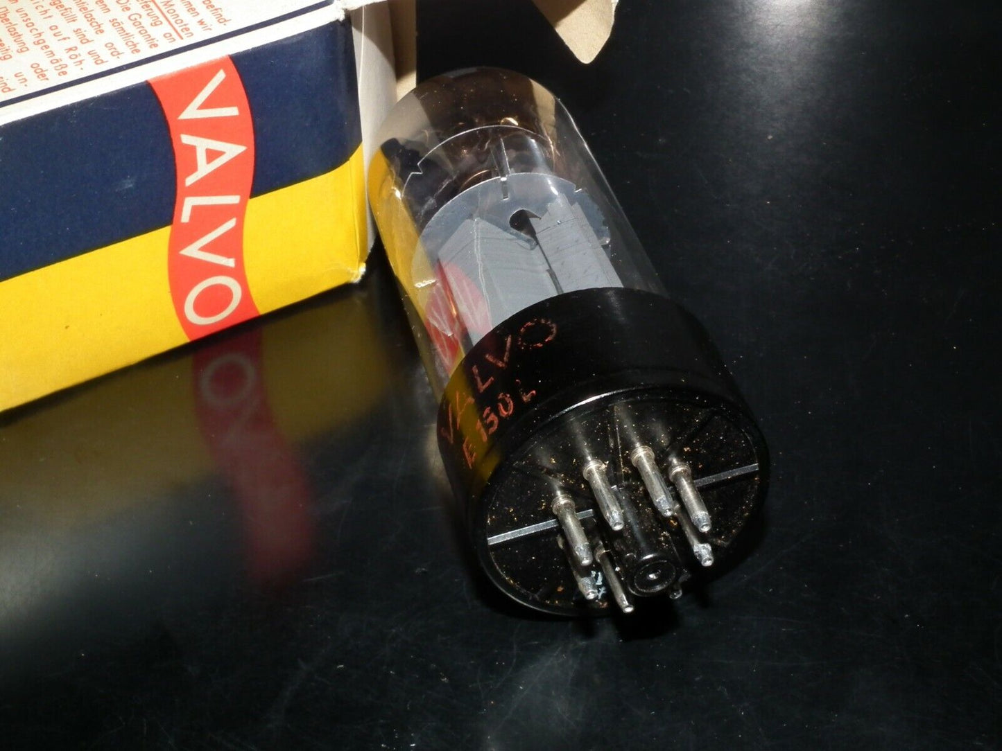 E130L Valvo NOS NIB (7534)