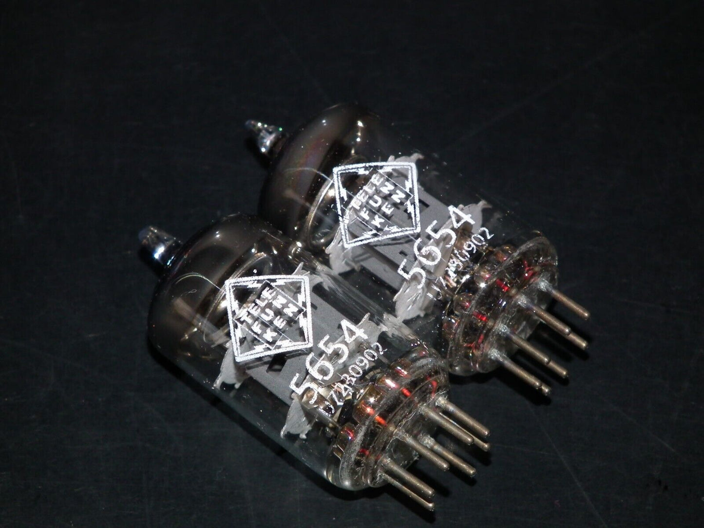 Platinum Matched Quad Telefunken 5654 6AK5 EF95 NOS NIB Ulm Diamond Bottom DB