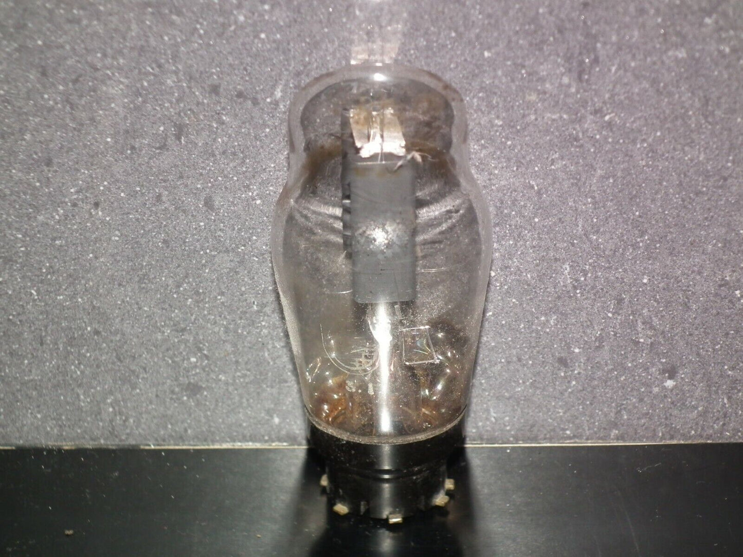 AZ1 Philips, USED tested 70%, perfect getter and base