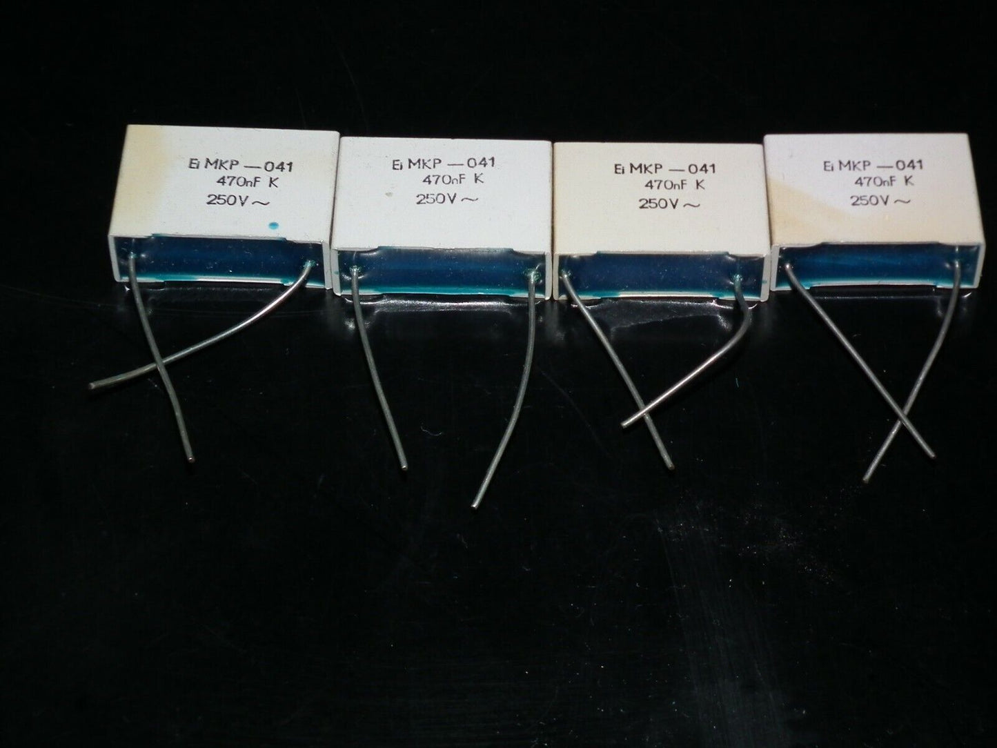 Four vintage EI capacitors 0.47uF 250VAC MKP Polypropylene 470nF EI Yugoslavia