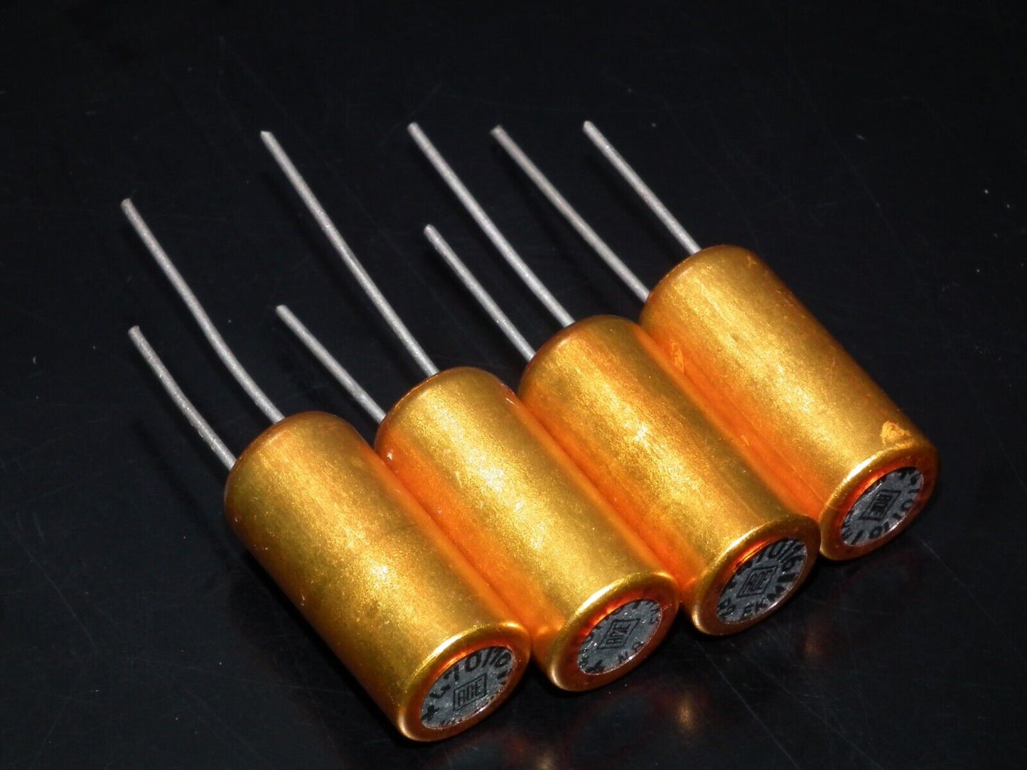 Four vintage NOS electrolytic capacitors 470uF 16V ROE Gold Serie Germany 470mfd