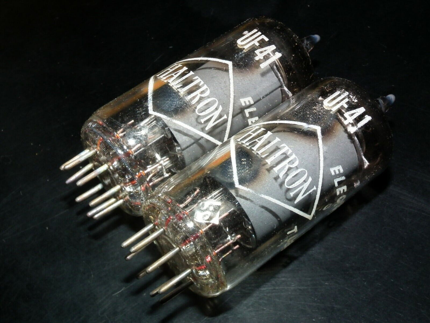 UF41 Haltron Radio Receiver Tube NOS NIB Old Europe tube radio from 60s
