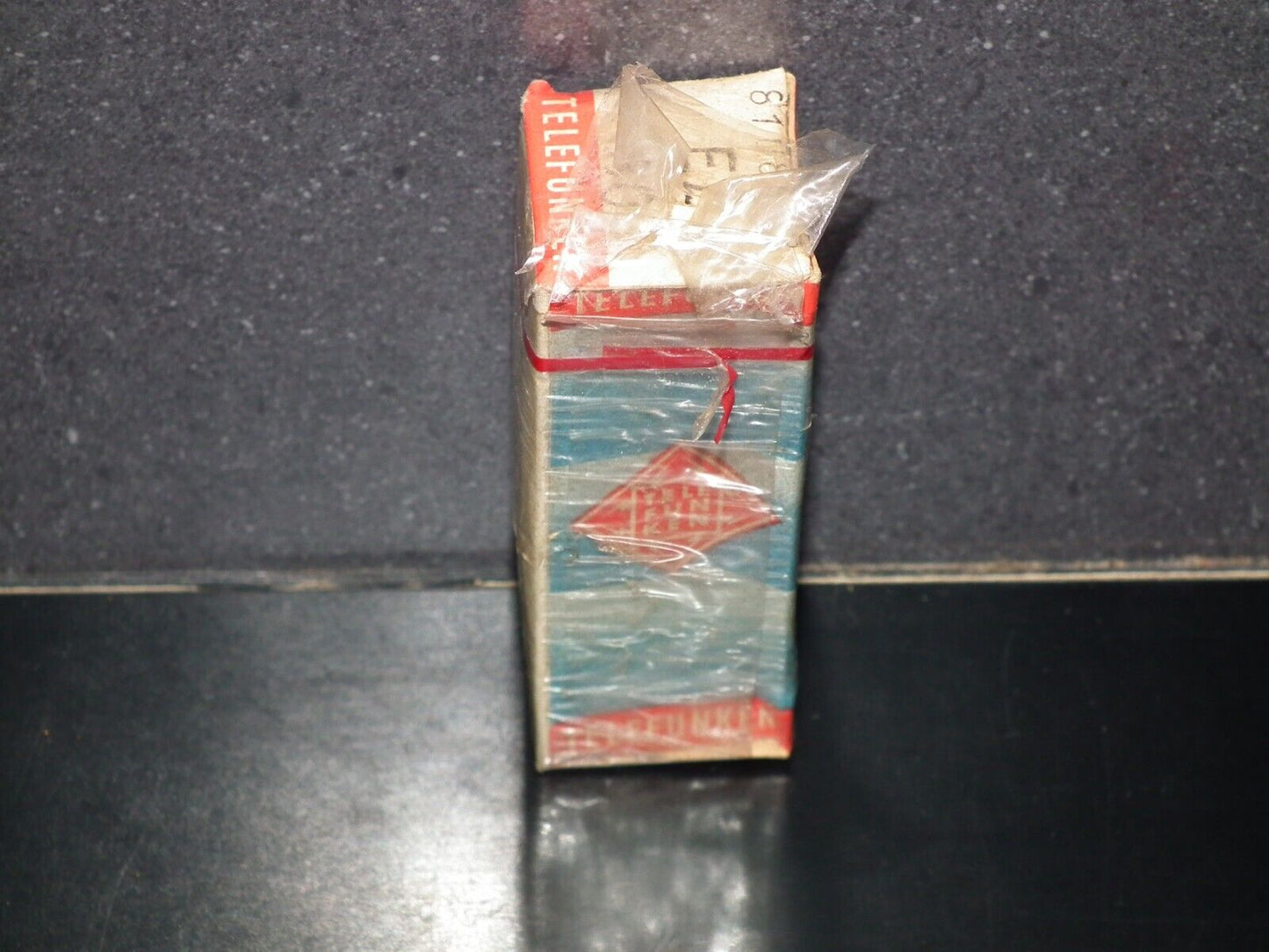 EZ80 Telefunken 6V4 NOS NIB diamond bottom Ulm plant