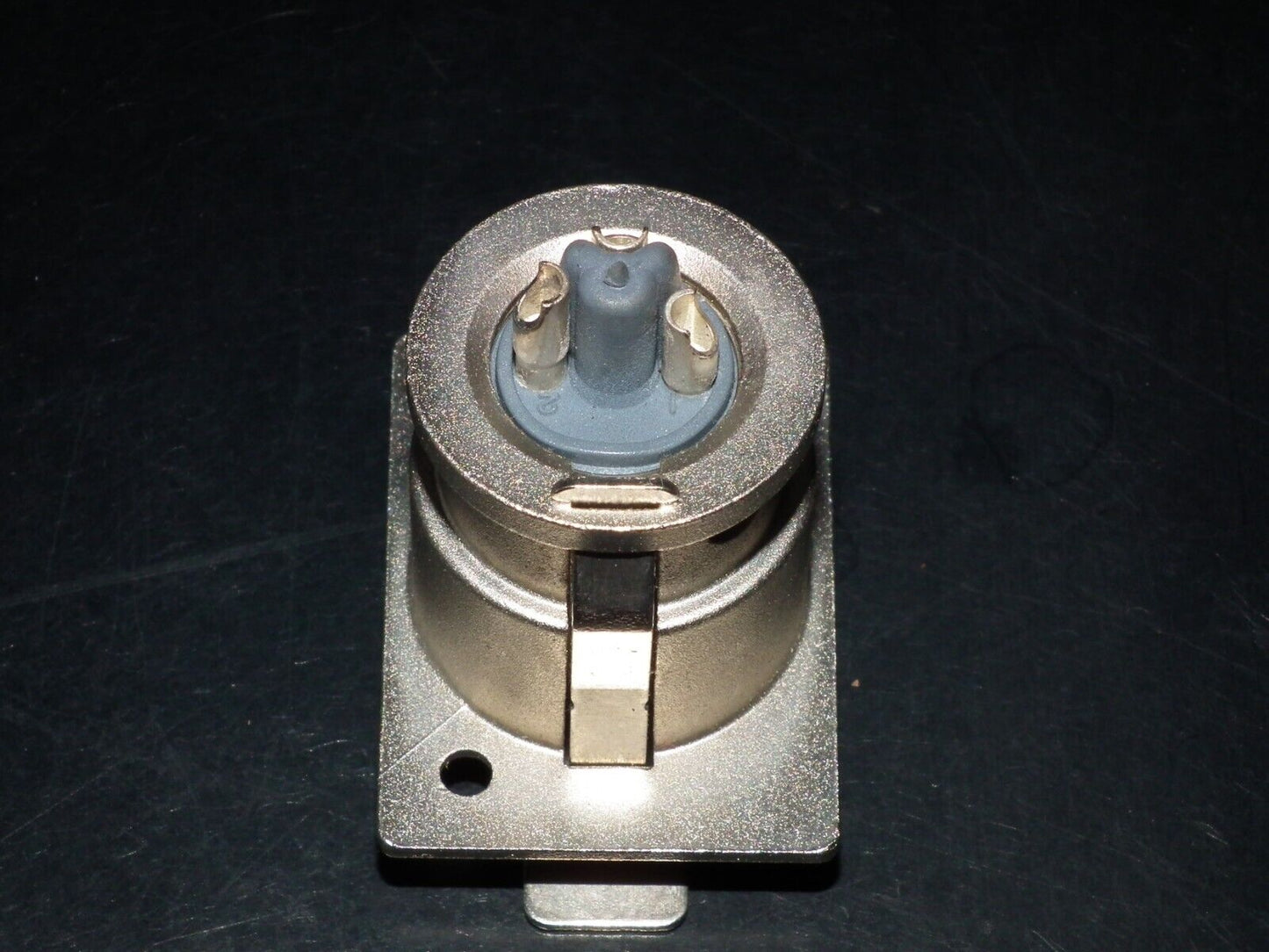ITT Cannon JAE XLR-3-31 NOS female connector XLR 3 31 (3 pole) Made in JAPAN